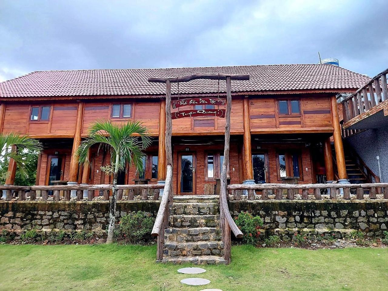 Ngoc Tien Farmer Eco Lodge Cát Tiên Eksteriør billede