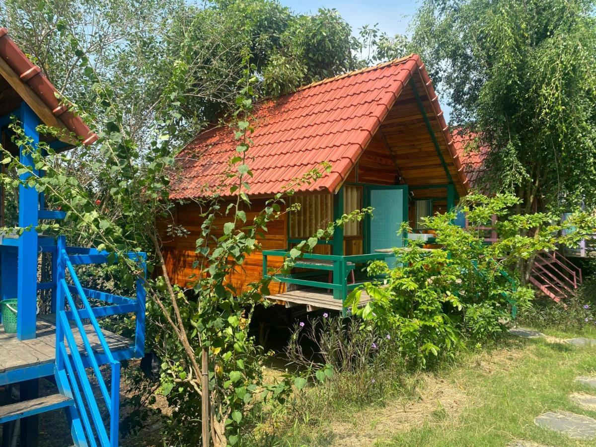 Ngoc Tien Farmer Eco Lodge Cát Tiên Eksteriør billede