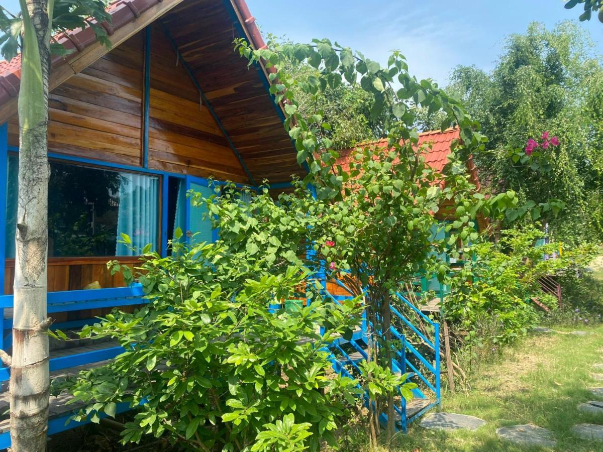 Ngoc Tien Farmer Eco Lodge Cát Tiên Eksteriør billede